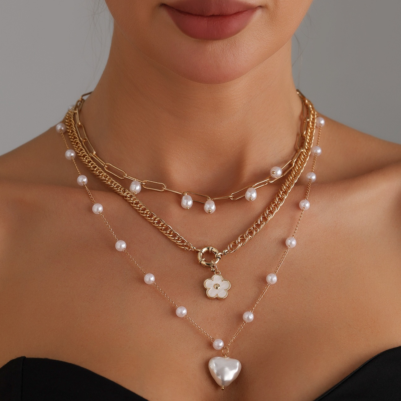 Vintage Fashion Revival - Vintage Pearl Flower Necklace 5-Petal Blossom