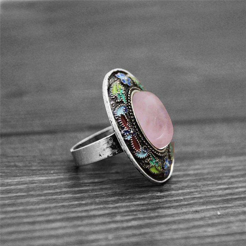 Vintage Oval Quartz Lapis Ring - Vintage Fashion Illustration avis et prix