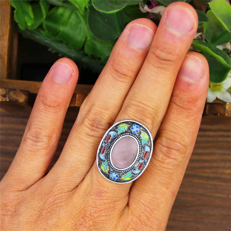 Vintage Oval Quartz Lapis Ring - Vintage Fashion Illustration avis et prix